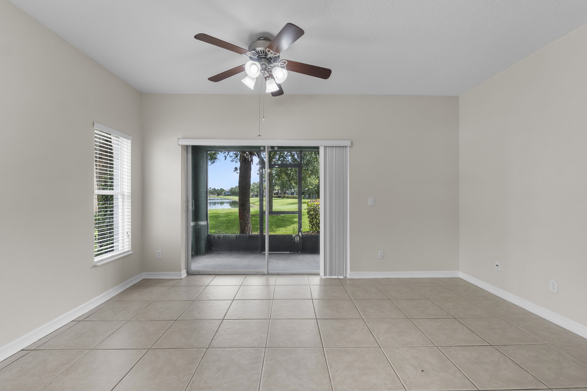 10325 Manderley Way — frame 3