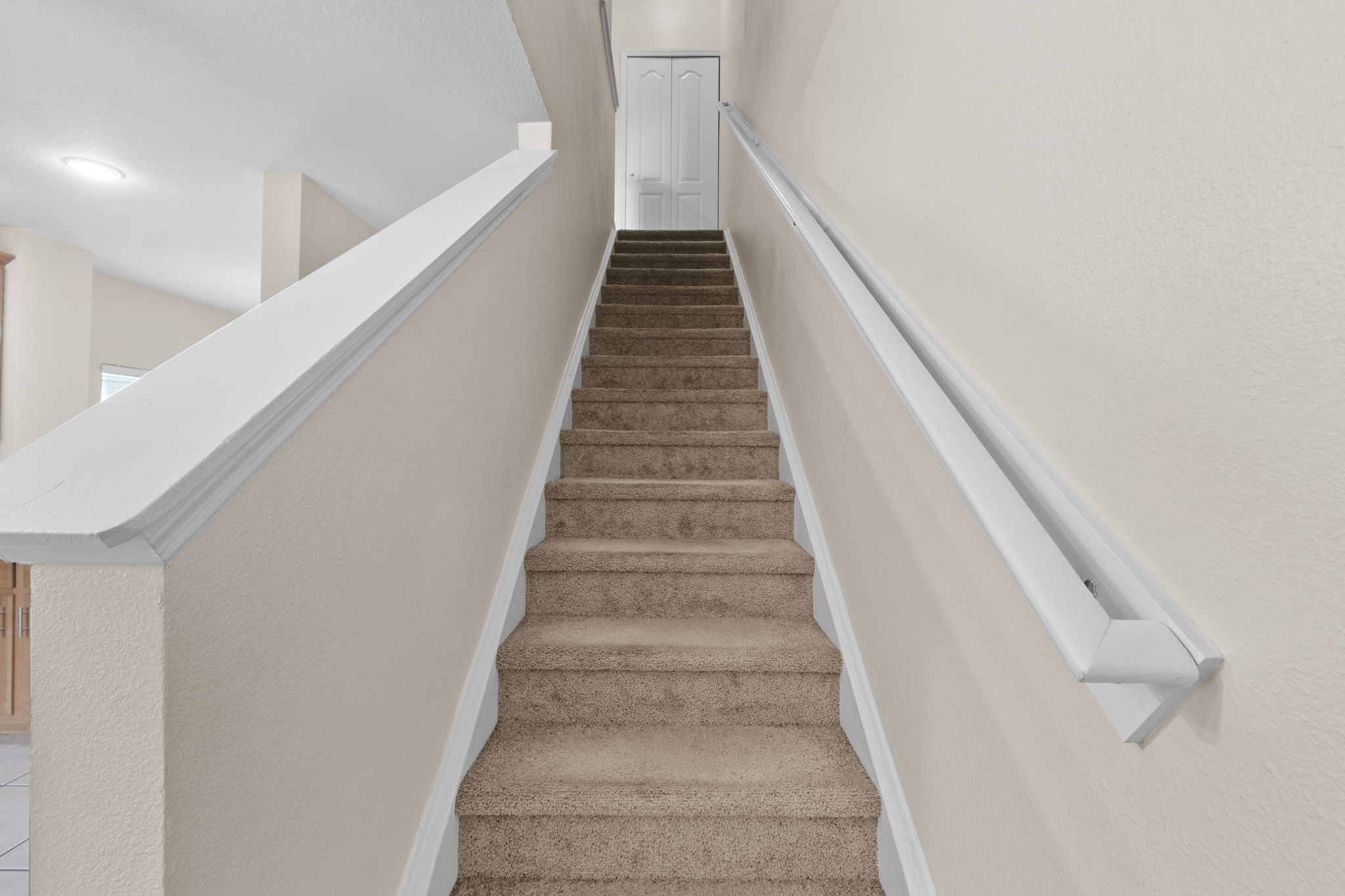 10325 Manderley Way — frame 6