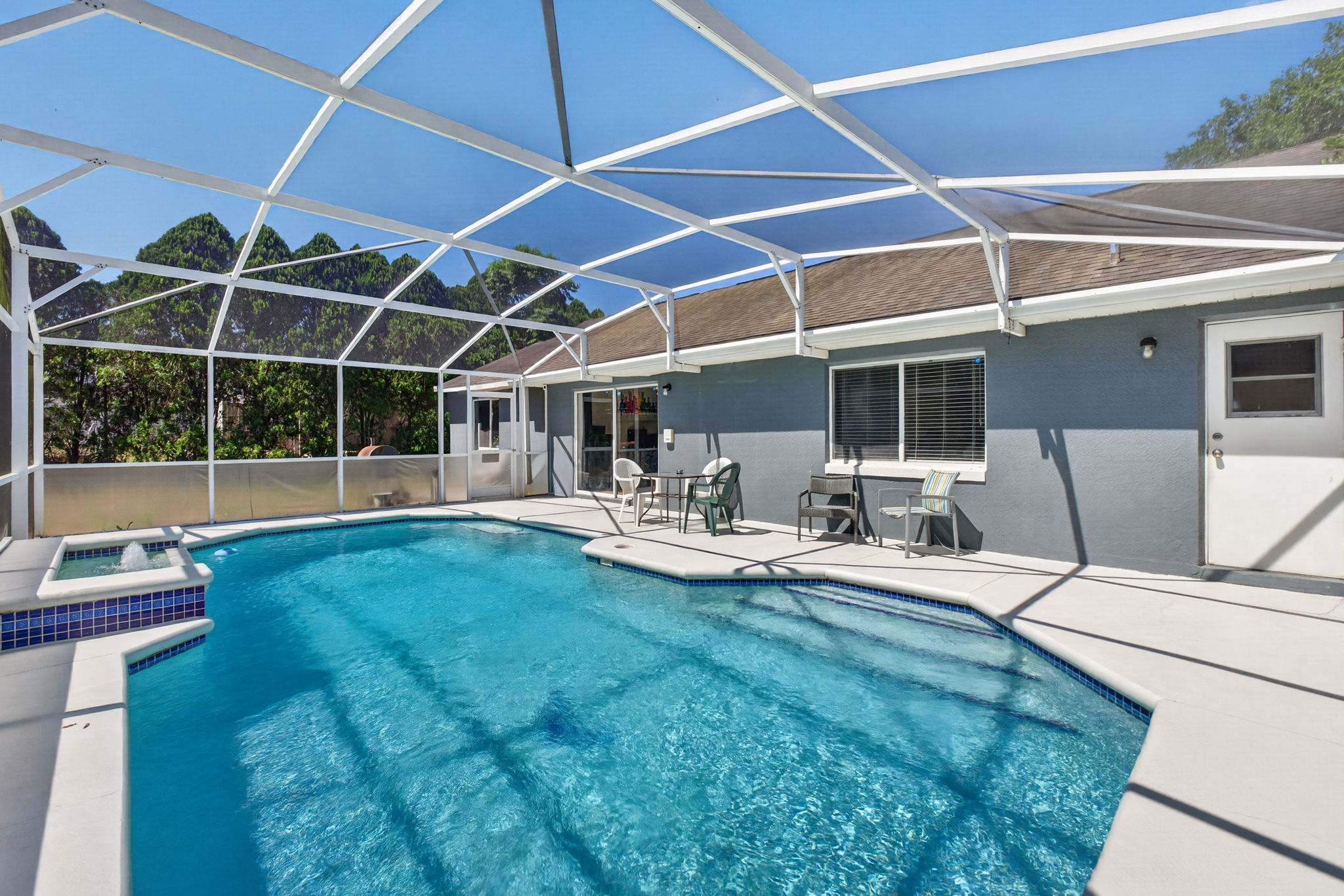 Aerial Shots Media real estate portfolio photograph from Davenport, FL.