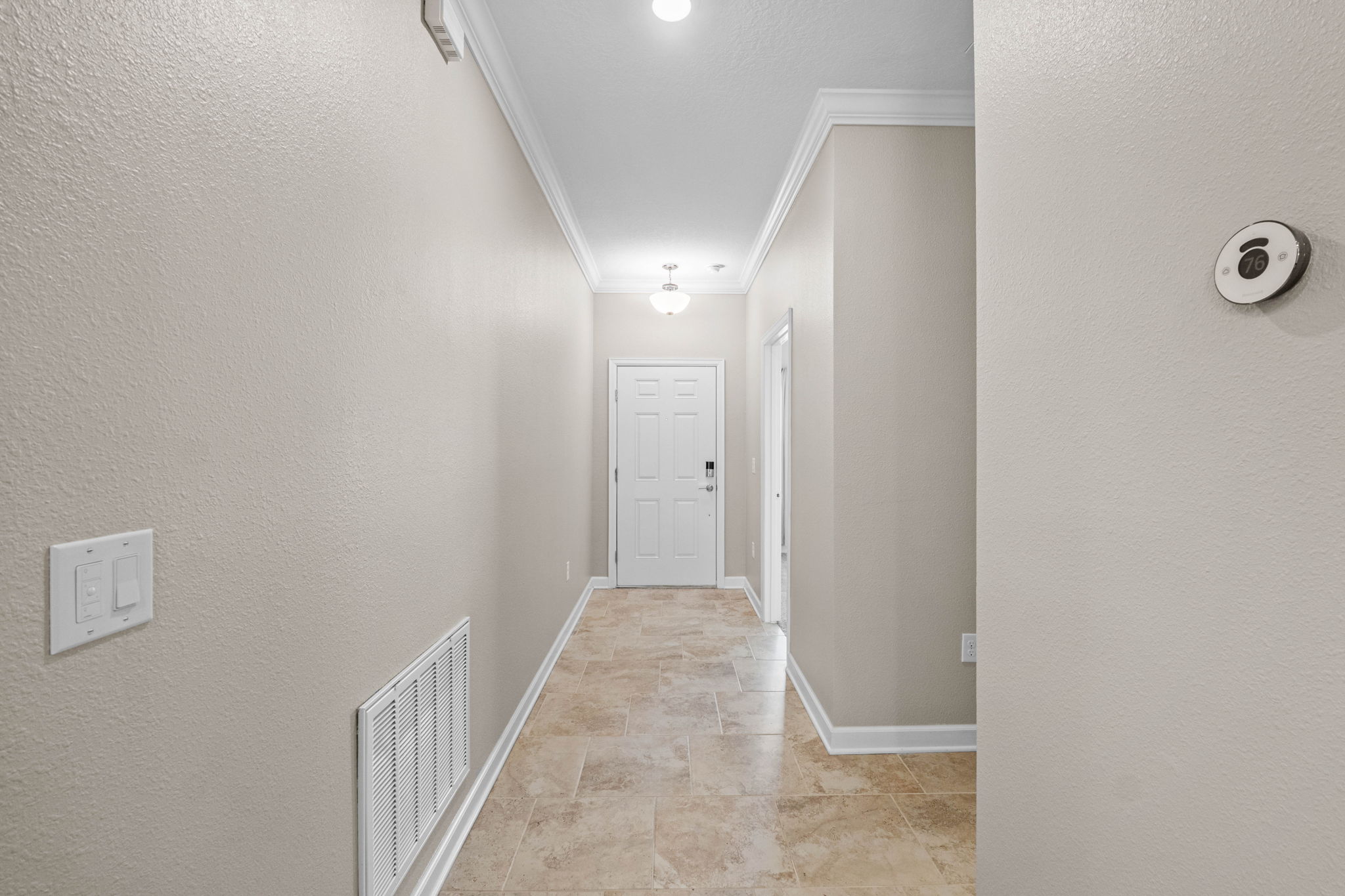 2825 Attwater Loop — frame 4
