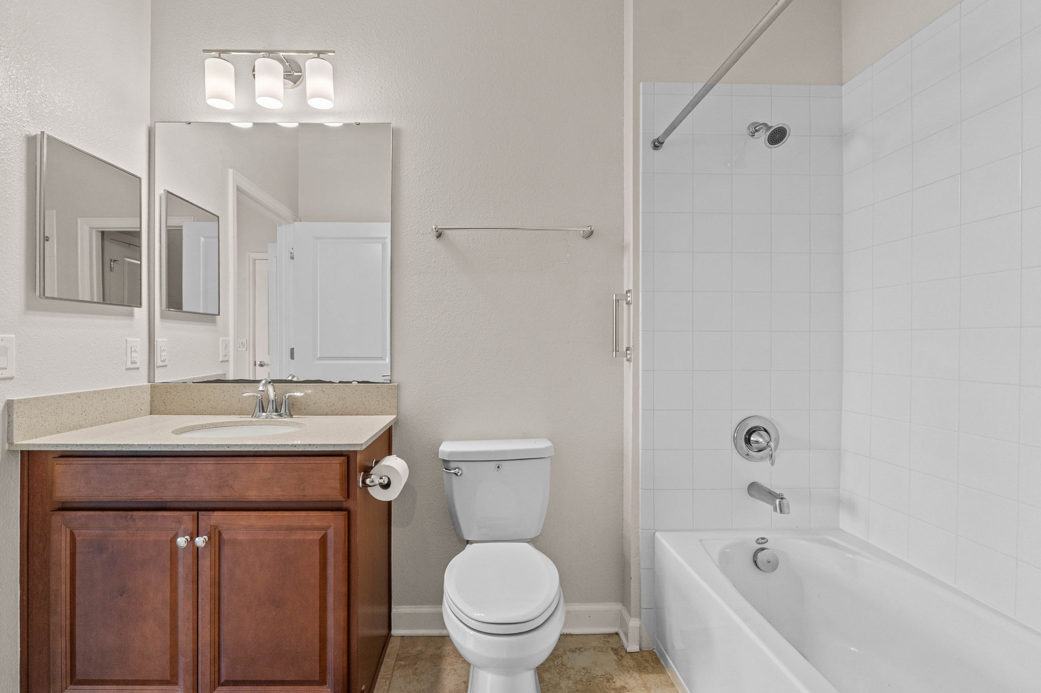 2825 Attwater Loop — frame 6