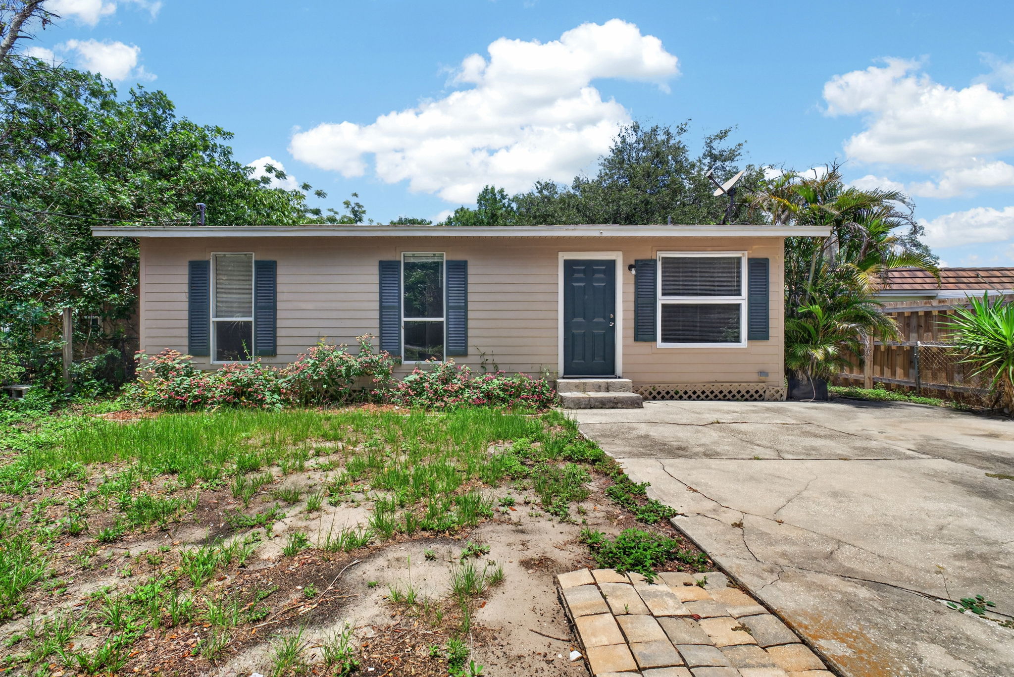 4793 Pleasant Ave, Palm Harbor, FL 34683