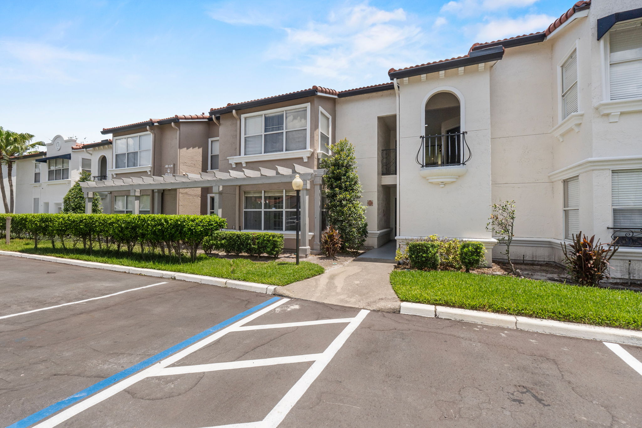 5116 Conroy Rd, 415 — frame 2