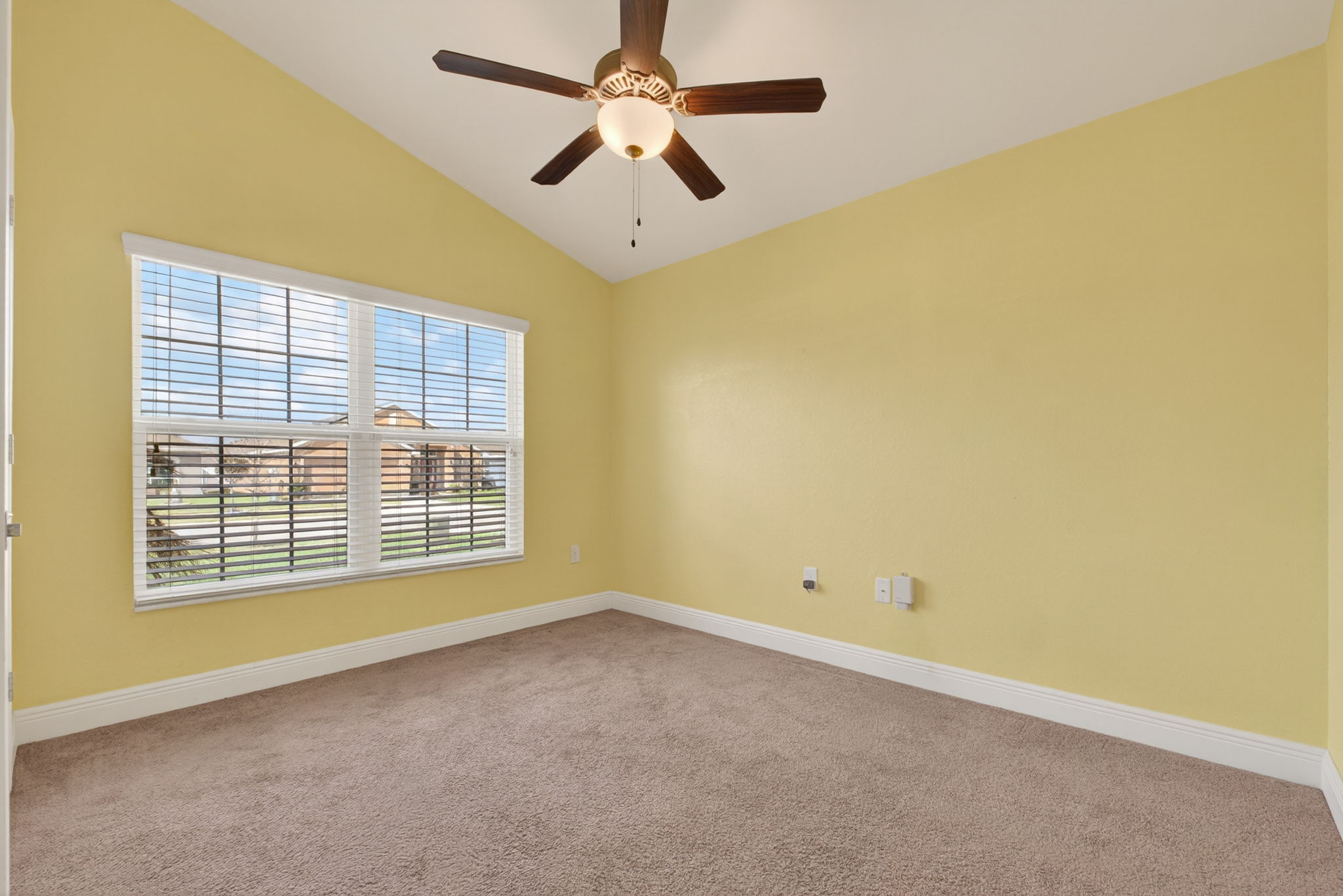 649 Meadow Pointe Dr — frame 2