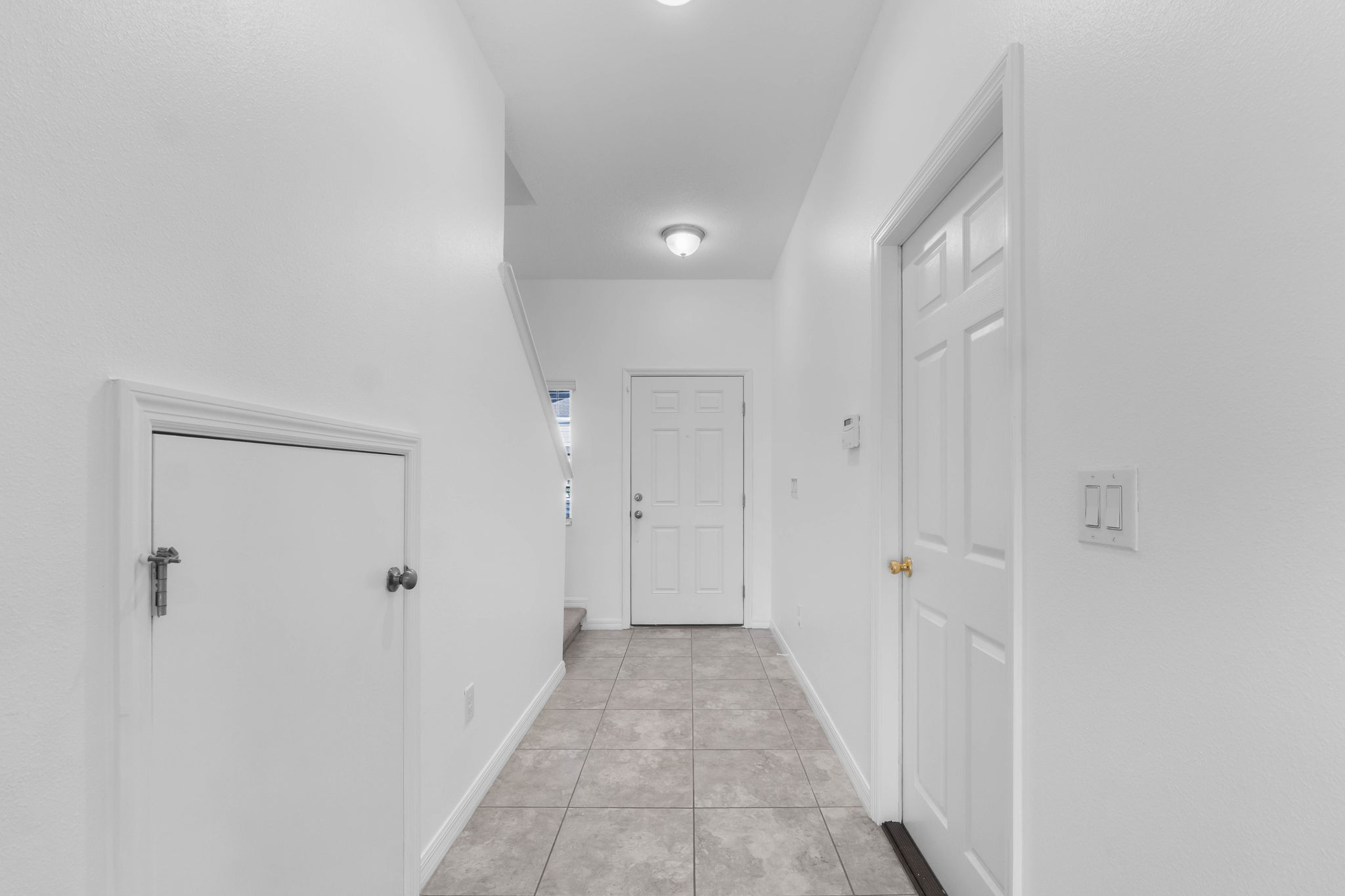 7046 Grand Elm Dr — frame 3